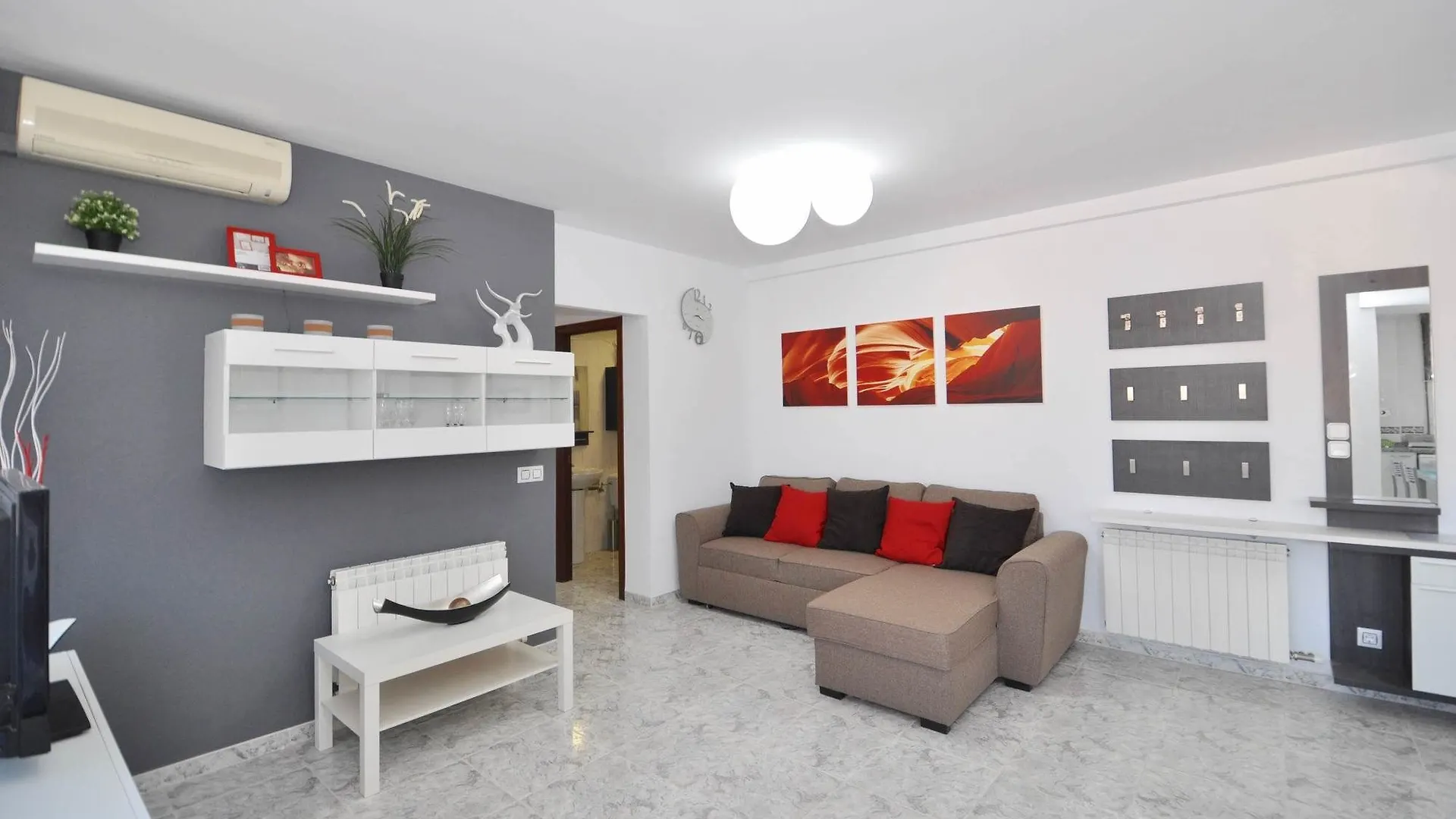Apartamento Arina Lloretholiday Lloret de Mar 0*,  Spain
